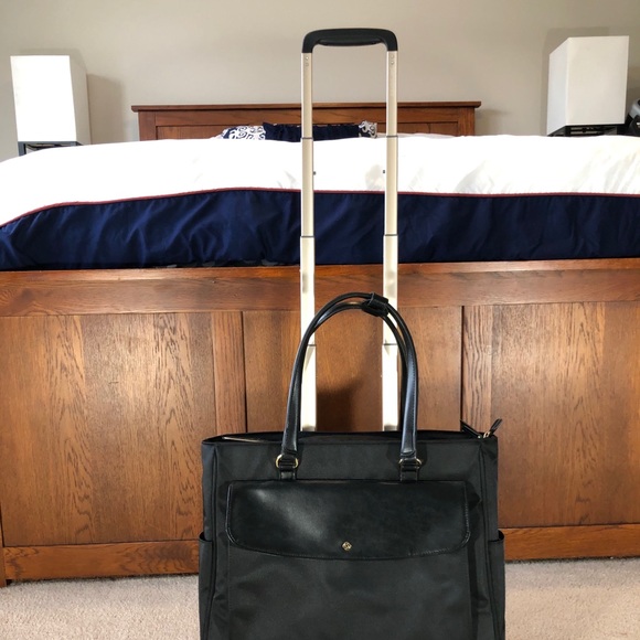 Mobile Solution Upright Wheeled Carryall - Picture 4 of 10